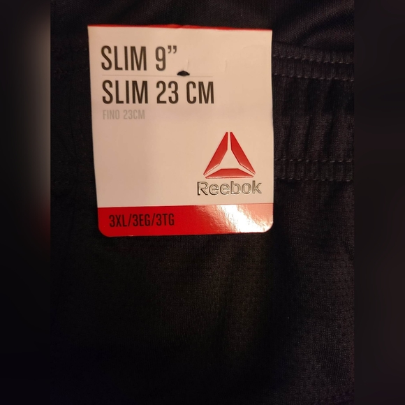 NWT Reebok size 3XL black shorts - Picture 5 of 5